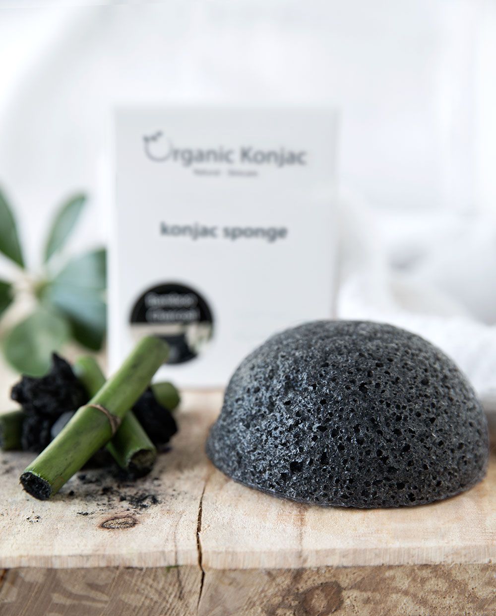 Bamboo charcoal konjac svamp - uren hud